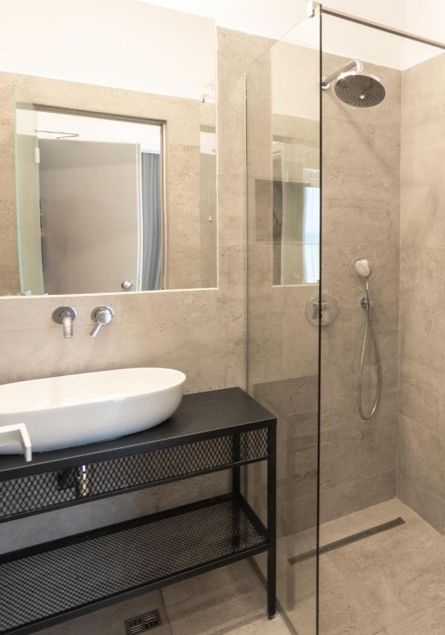 Lemon Cliff Luxury B&B Mamaia Exteriör bild
