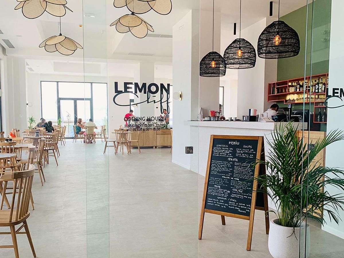 Lemon Cliff Luxury B&B Mamaia Exteriör bild