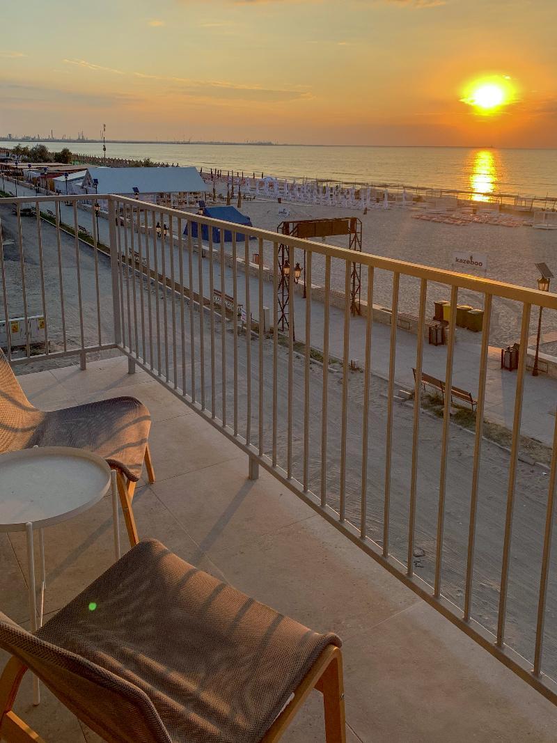 Lemon Cliff Luxury B&B Mamaia Exteriör bild
